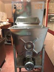 Image HOLLYMATIC 175 Meat Grinder - 2 from Bid-on-Equipment.com