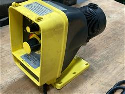 Image LMI AA151-393SI Metering Pump - 2 from Bid-on-Equipment.com