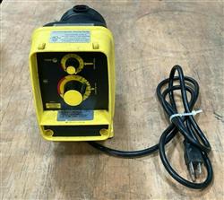 Image LMI AA151-393SI Metering Pump - 1 from Bid-on-Equipment.com