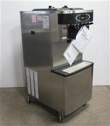 Image TAYLOR C713-33 Soft Serve Ice Cream Machine - 3 from Bid-on-Equipment.com