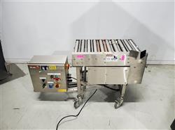 Image TRIO-PAC Case / Box / Carton Bi-Directional Roller Conveyor - 30in Long X 18in Wide - 1 from Bid-on-Equipment.com