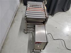 Image TRIO-PAC Case / Box / Carton Bi-Directional Roller Conveyor - 30in Long X 18in Wide - 9 from Bid-on-Equipment.com