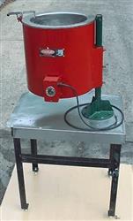 Image 150 Gallon STA-WARM Electrically Heated Melting Kettle - 1 from Bid-on-Equipment.com
