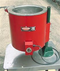 Image 150 Gallon STA-WARM Electrically Heated Melting Kettle - 2 from Bid-on-Equipment.com