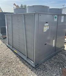 Image 60 Ton CARRIER Aquasnap Liquid Chiller - 2 from Bid-on-Equipment.com