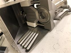 Image RISCO RS 1040D Portioner with Auto Cut Off Knife   - 4 from Bid-on-Equipment.com