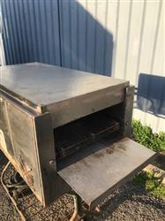 Image HOLMAN Electric Conveyor Oven - 2 from Bid-on-Equipment.com