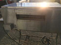Image HOLMAN Electric Conveyor Oven - 5 from Bid-on-Equipment.com