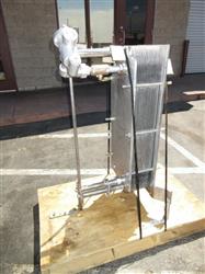 Image 50 Sq. Ft. APV CREPACO Heat Exchanger - 11 from Bid-on-Equipment.com