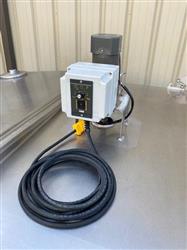 Image 500 Gallon SOLAR Refrigerated Jacket Bulk Milk Tank - Stainless Steel - 10 from Bid-on-Equipment.com