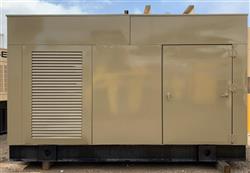 Image 250kW CUMMINS GTA19 Generator - 2 from Bid-on-Equipment.com