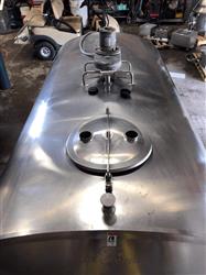 Image 1000 Gallon DE LAVAL Tank - 2 from Bid-on-Equipment.com