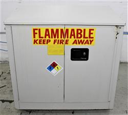 Image 30 Gallon SECURALL A131 Flammable Storage Cabinets - 1 from Bid-on-Equipment.com
