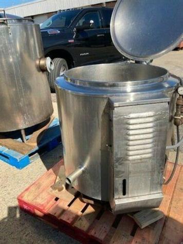 393100 - 40 Gallon DOVER Kettle - Natural Gas - Main Image from Bid-on-Equipment.com