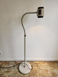 Item MCKESSON 81-18100 Halogen 35 Exam Light with Stand from Bid-on-Equipment.com