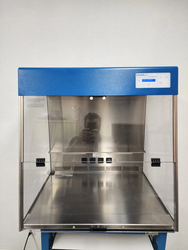 Item 28in VWR PCR Workstation with UV and Air Recirculator from Bid-on-Equipment.com